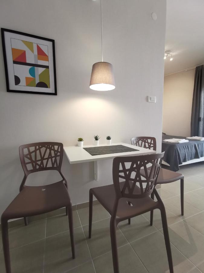 Bella Budva Lägenhet Bečići Exteriör bild