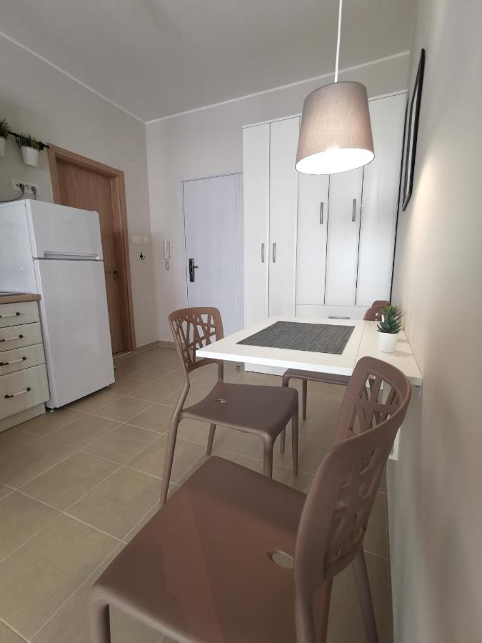 Bella Budva Lägenhet Bečići Exteriör bild
